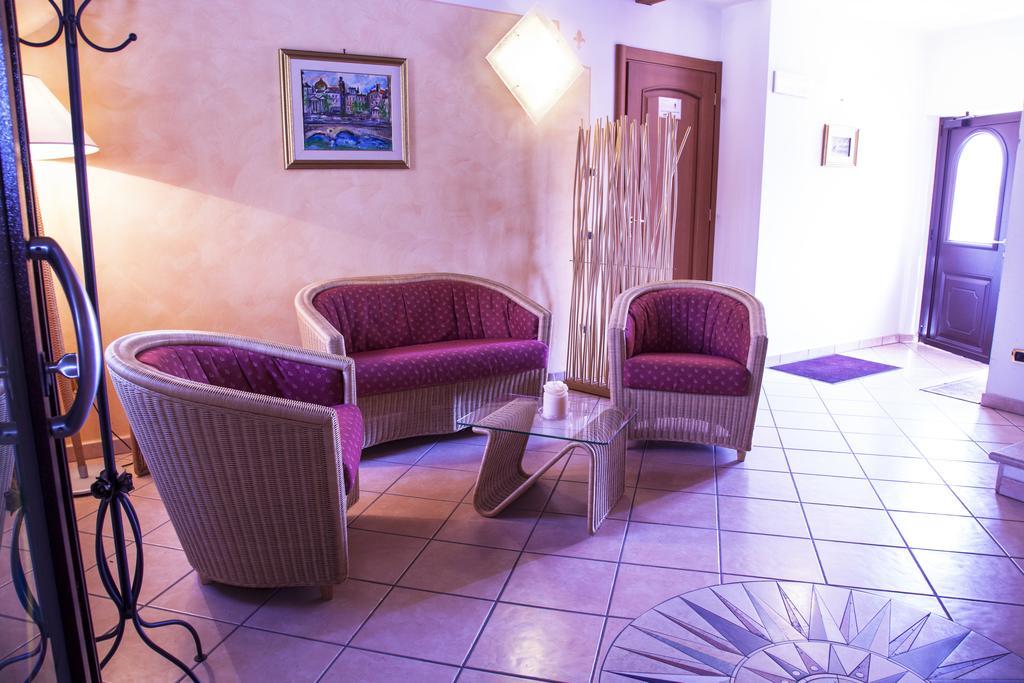 Residenza Il Giglio Bed & Breakfast Mozzecane Luaran gambar