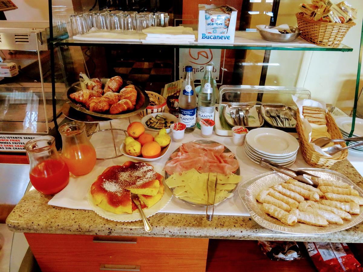 Residenza Il Giglio Bed & Breakfast Mozzecane Luaran gambar