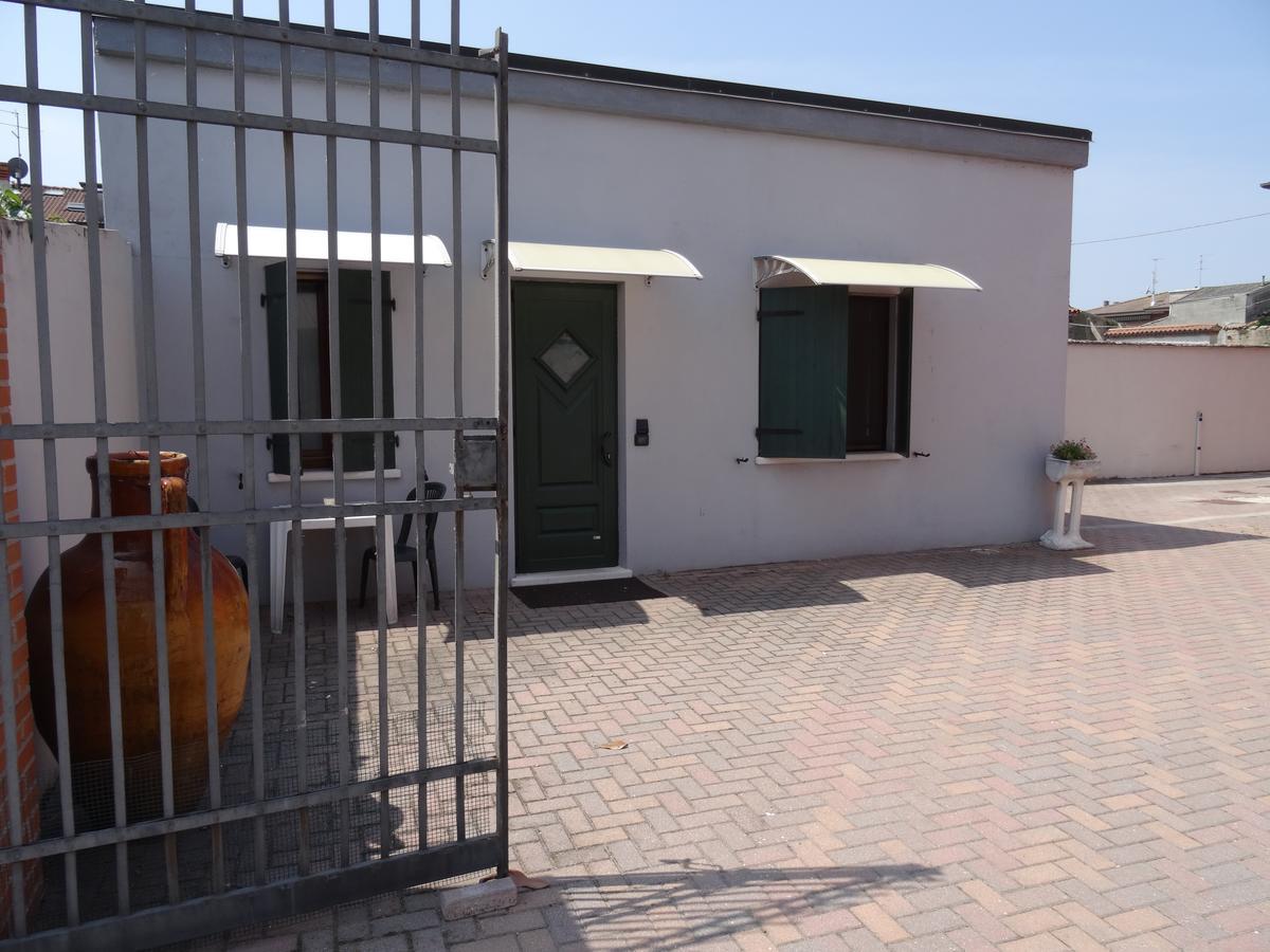 Residenza Il Giglio Bed & Breakfast Mozzecane Luaran gambar
